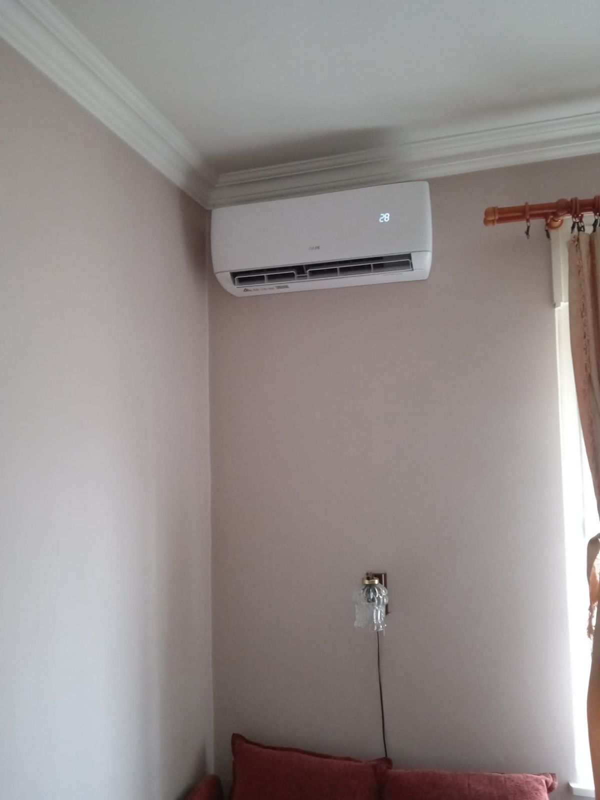 AUX Q-Smart Plus klíma telepítés – referencia 1
